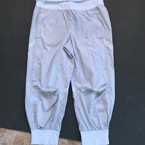 Similar to OM pant, size 6